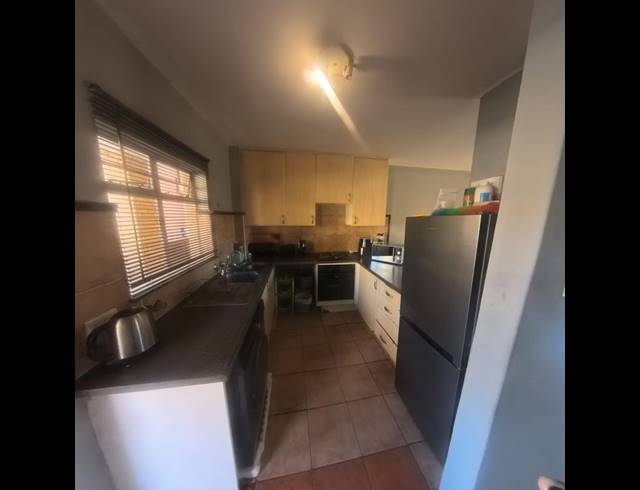 2 BEDROOM APARTMENT FOR SALE IN DIE HOEWES